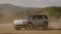 02_Rivian_R2