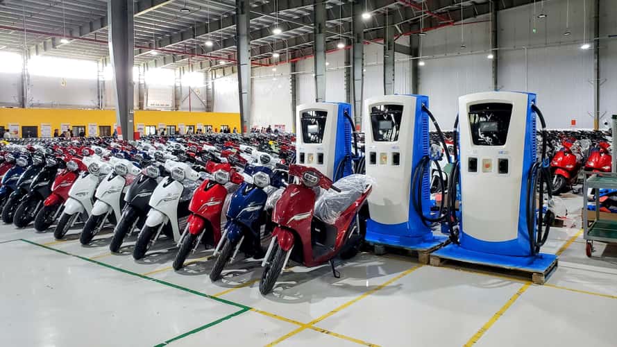 Could Mass EV Adoption Save Motorcycles In Vietnam's Major Cities?